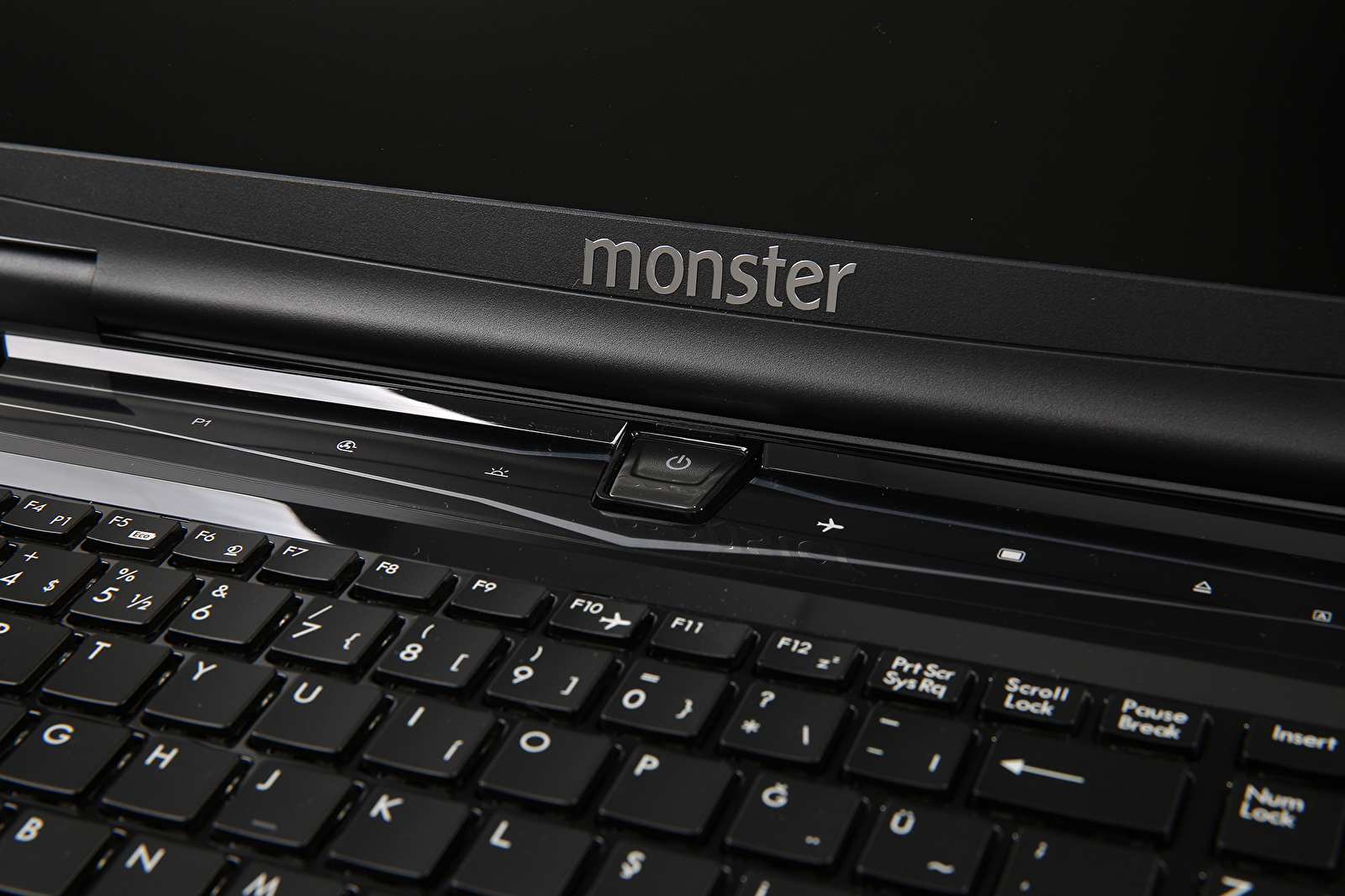 MONSTER® TULPAR T7 V2.4.1 17.3" 11550