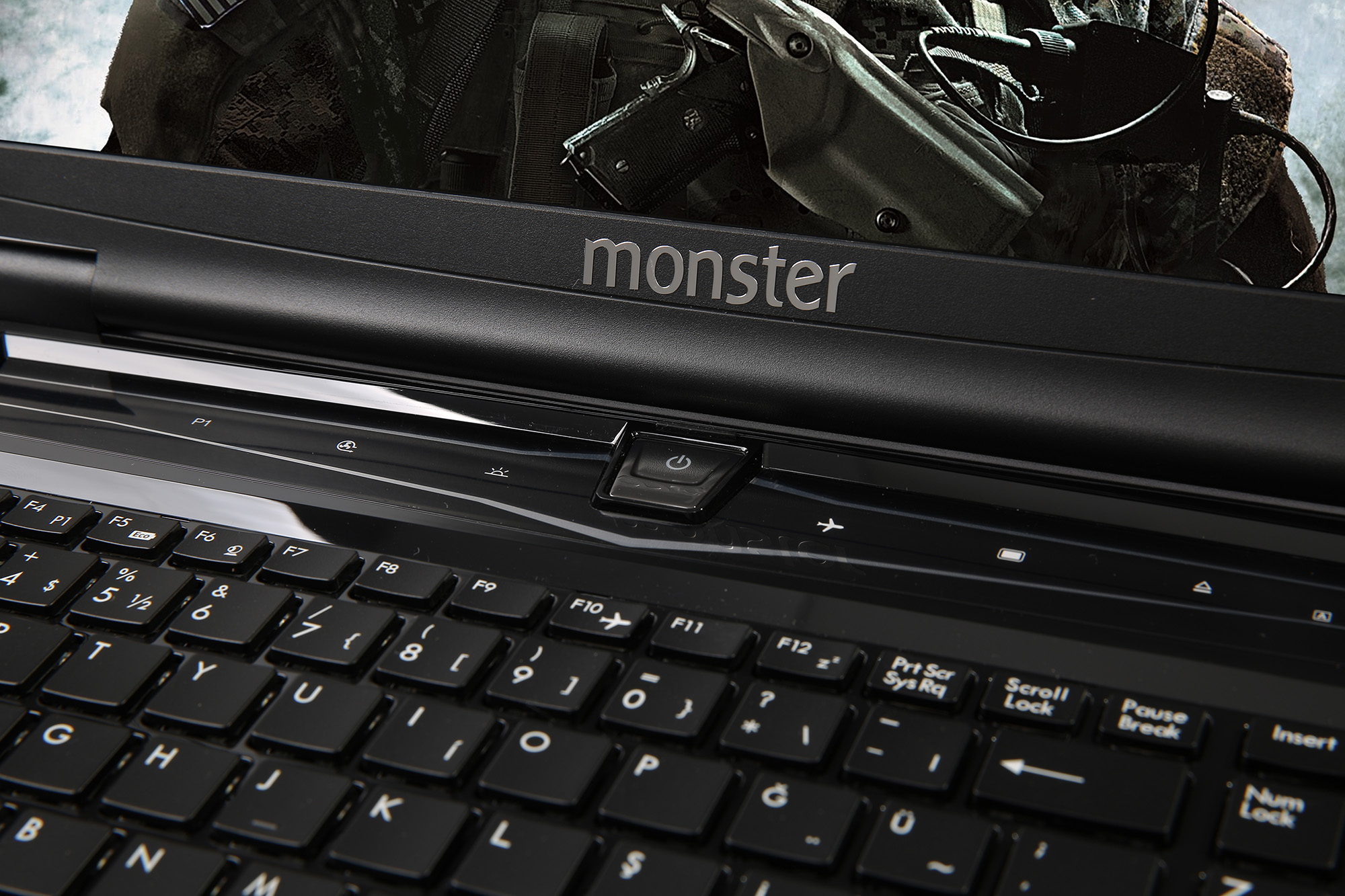 MONSTER® Q47MS-17631 17.3" 9472