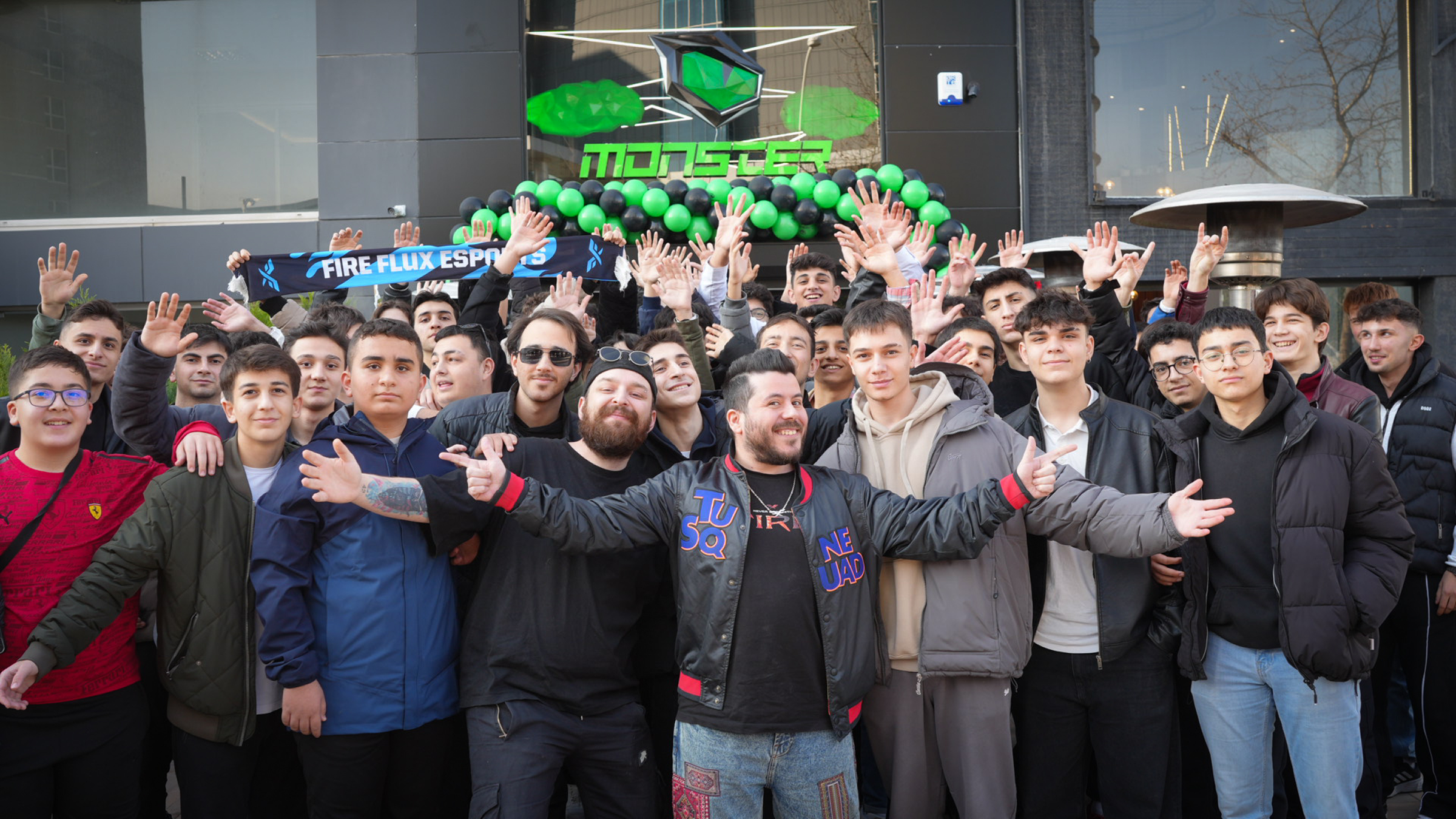 Monster, Türkiye’de Büyüyor:  Bursa’da Yeni Deneyim Mağazası Açıldı!